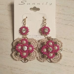 😻 3 For $15 Magenta Beaded Lacy Bling Dangles